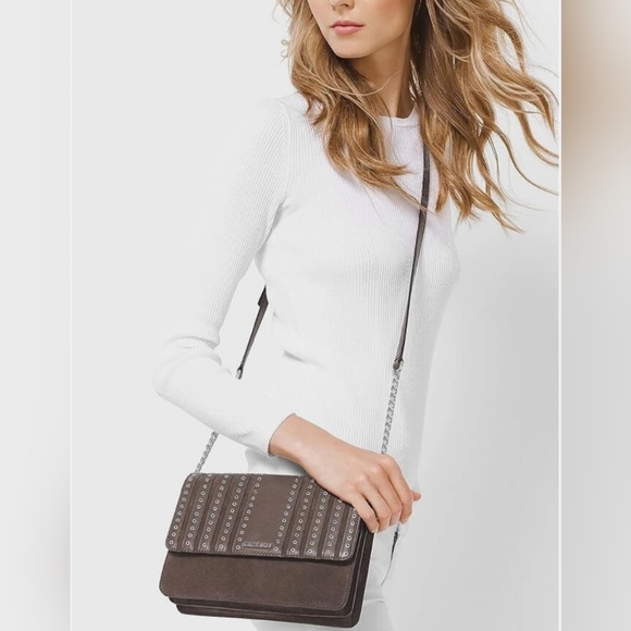 MICHAEL‎ Michael Kors Brooklyn Grommet Crossbody in Cinder - Picture 1 of 15